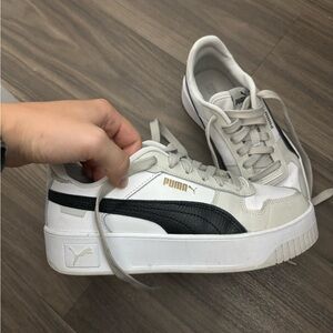 Women’s Size 7 Puma Shoes: Carina Street Women's Sneakers